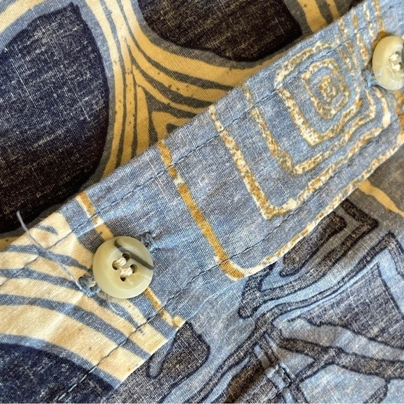 Hawaiian Shirt Vintage Go Barefoot Beach Vacation  Tribal Reverse Print Summer - Picture 8 of 13